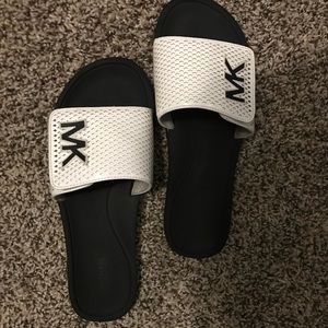 Micheal Kors Slides